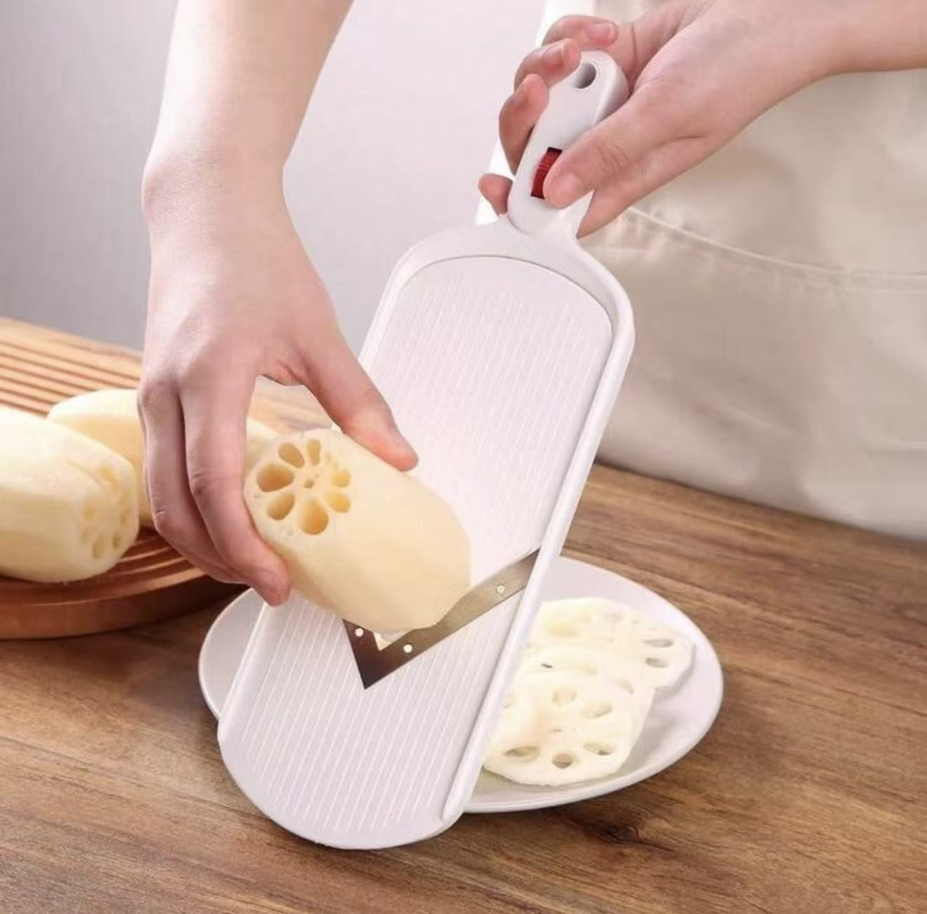 Vegetable Slicer Mandoline Cutter, Handheld Julienne Shredder for Carrot Potato