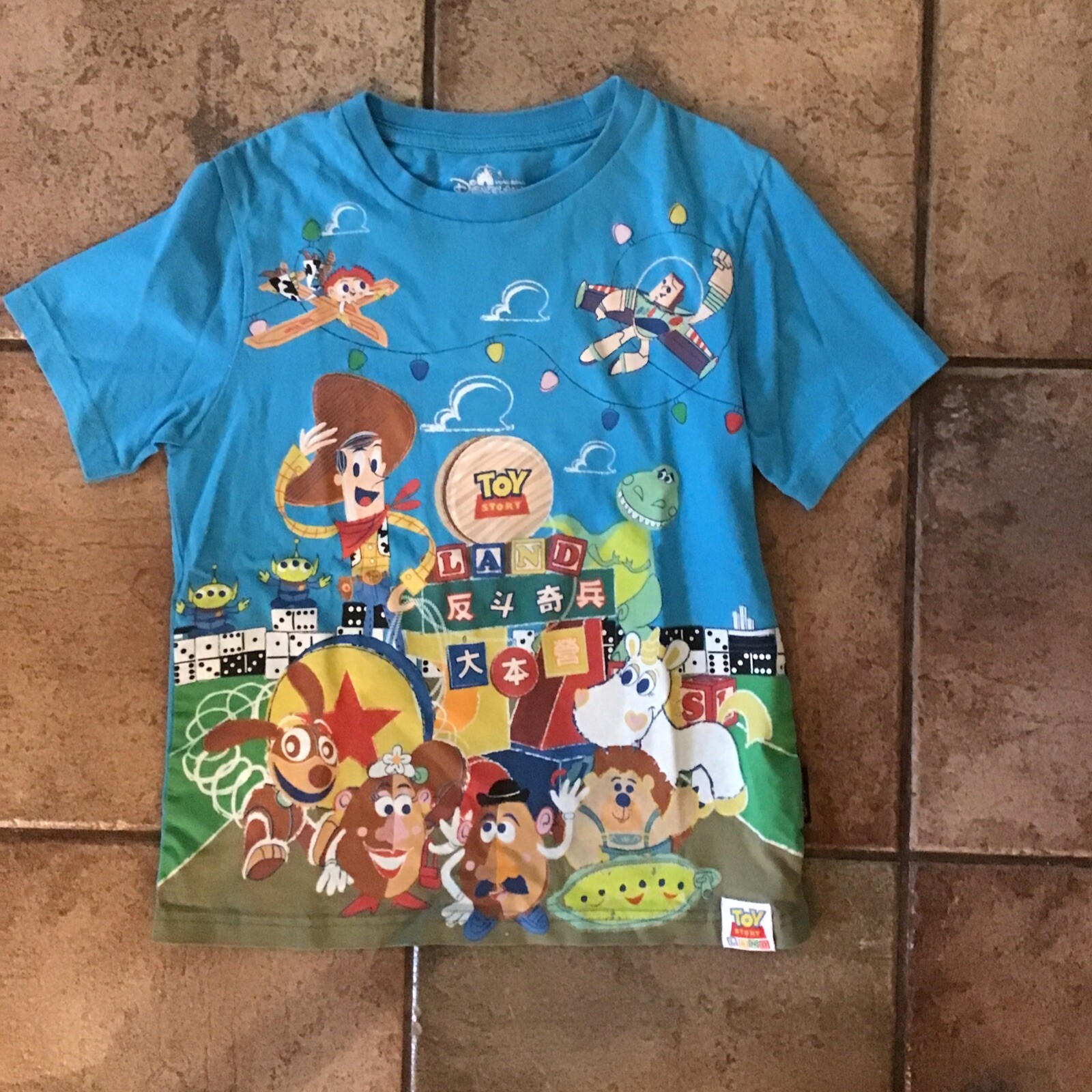 Disney Disneyland Hong Kong TOY STORY Unisex SS Tee Shirt CHILD’S LARGE,