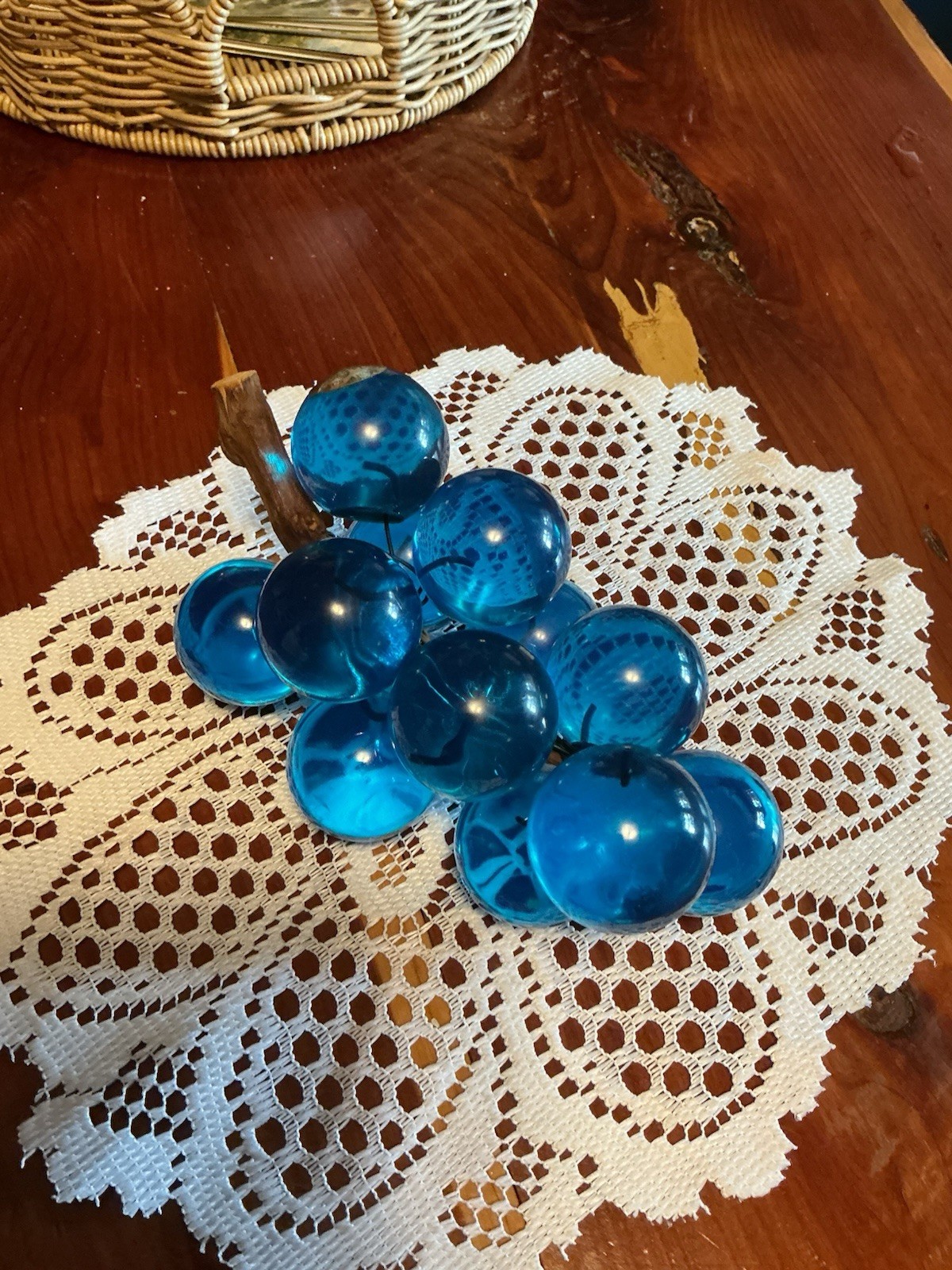 Vtg MCM Blue Lucite Grape Cluster On Wood Stem Pre-owned