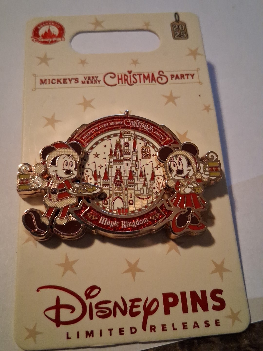 NEW 2025 Disney Mickey’s Very Merry Christmas Party LIMITED RELEASE Pin W/Minnie