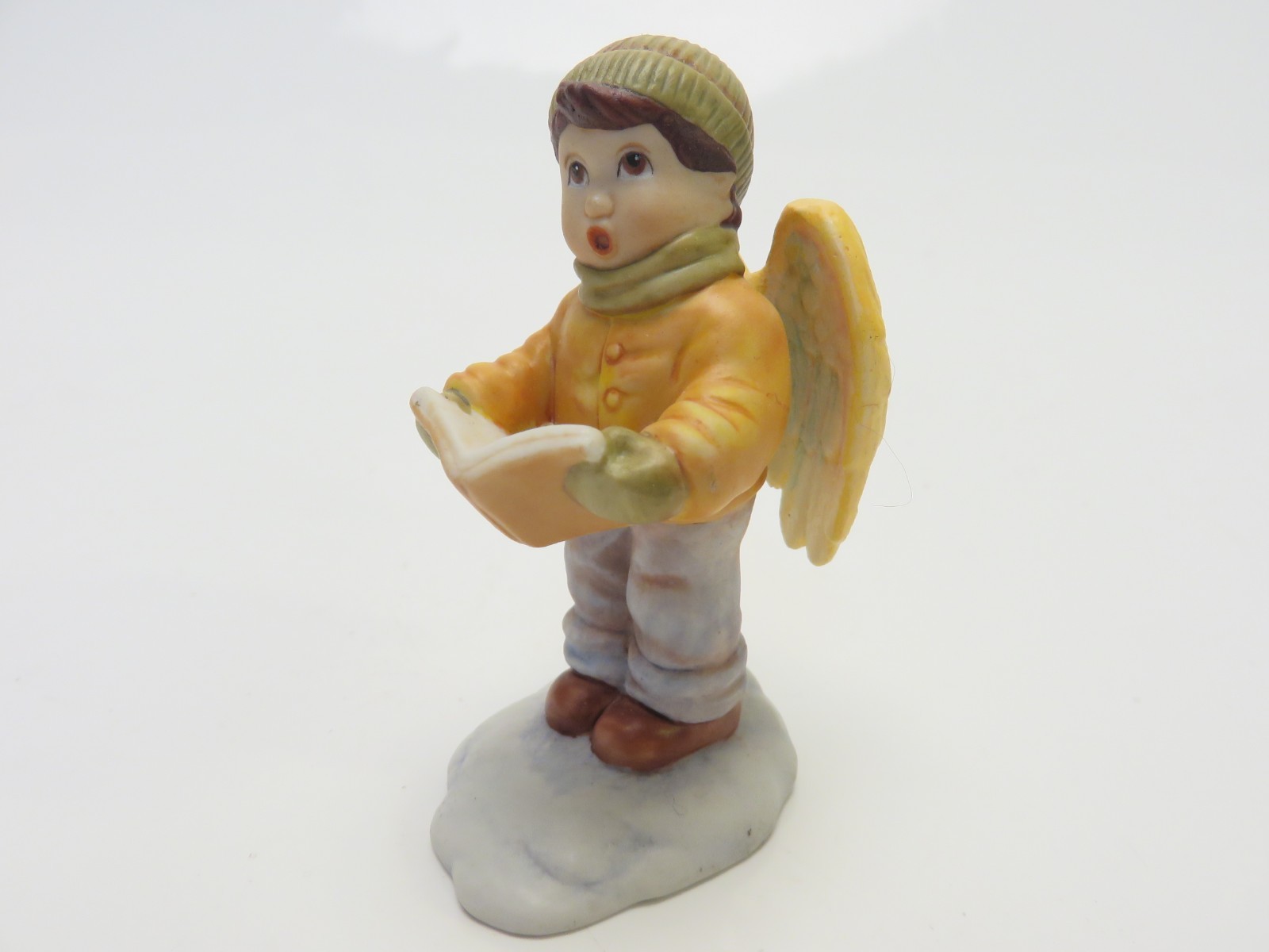 1994 Helen Steiner Rice Porcelain Angel “Joy to the World” 2.75″ Tall BB3D1218