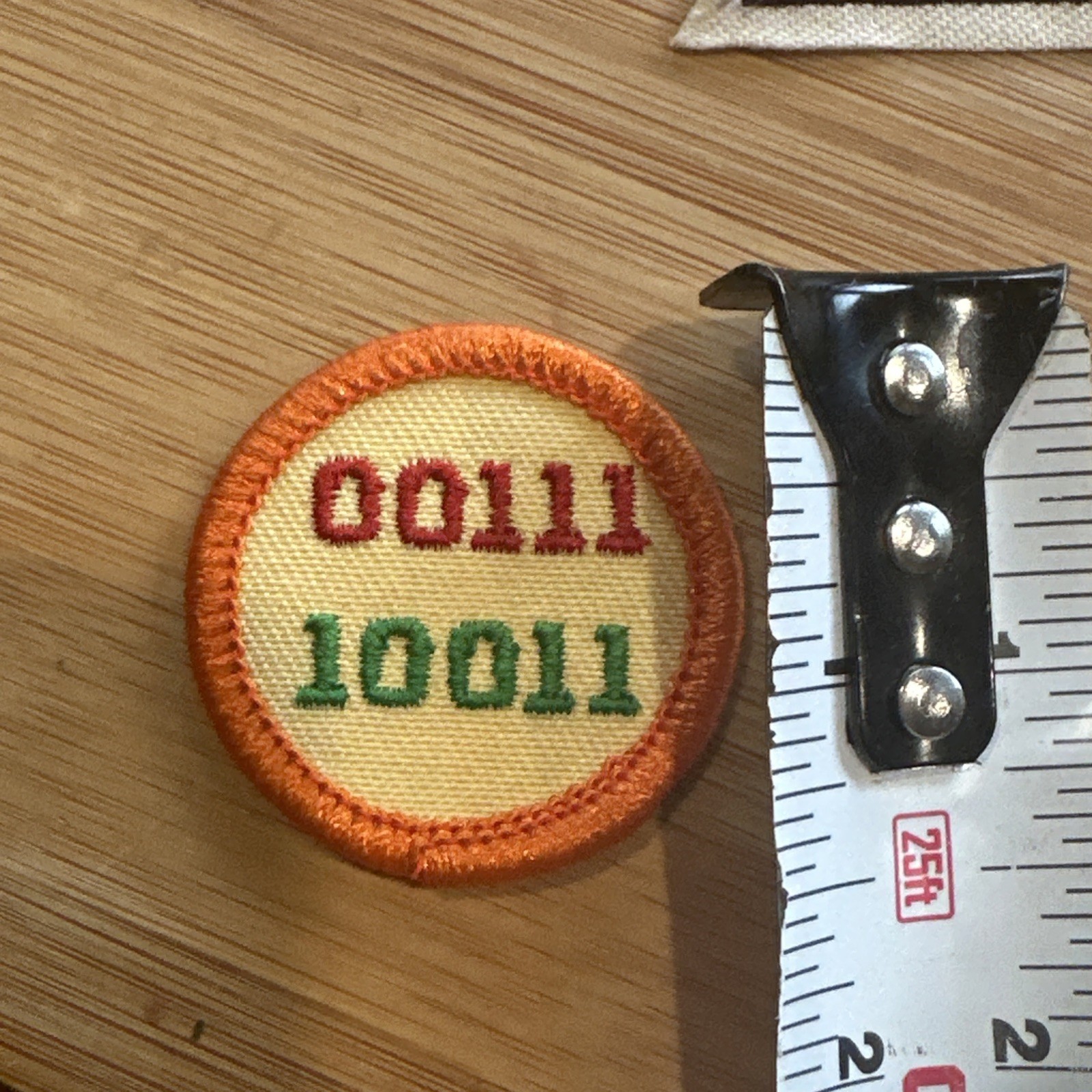Girl Scout Junior 1980-2001 COMPUTER FUN BADGE Binary Code Internet Patch NEW