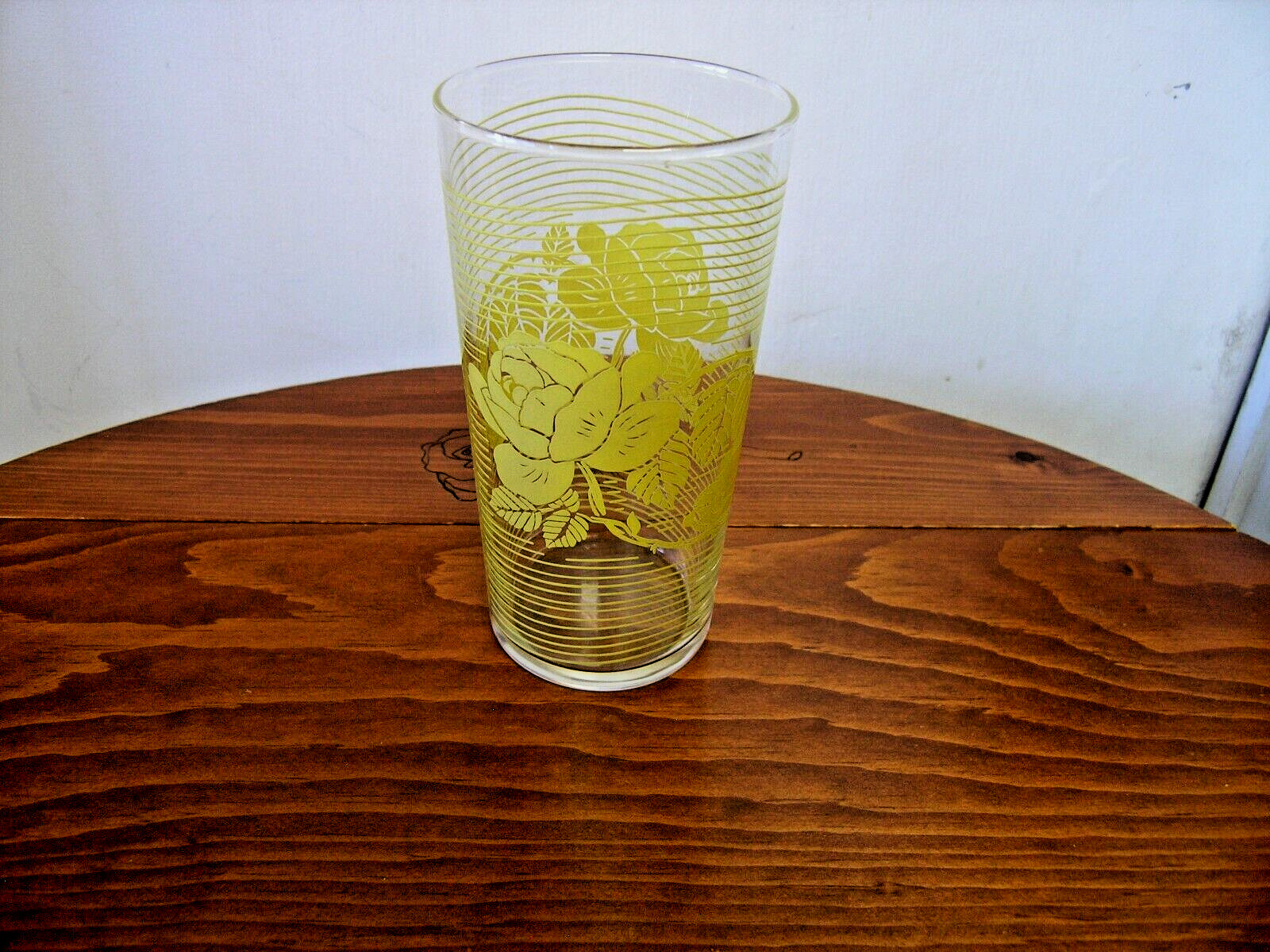 Vtg 16oz. Tumbler Yellow Stripped w Roses 1950’s 1 Glass