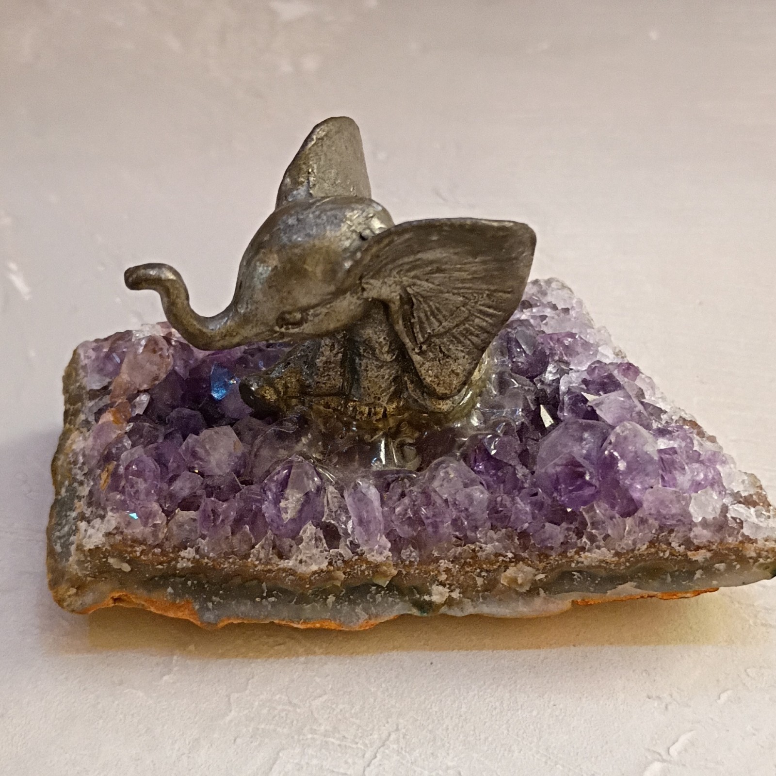 Handmade Metal Elephant Figurine Amethyst Crystal Stone collectable