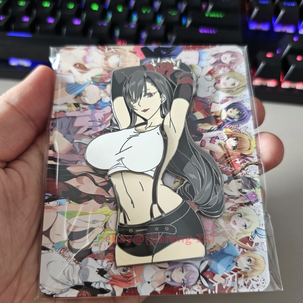 Limited ！Final Fantasy VII Tifa Lockhart Magnetic Detachable Metal Badge Pin New