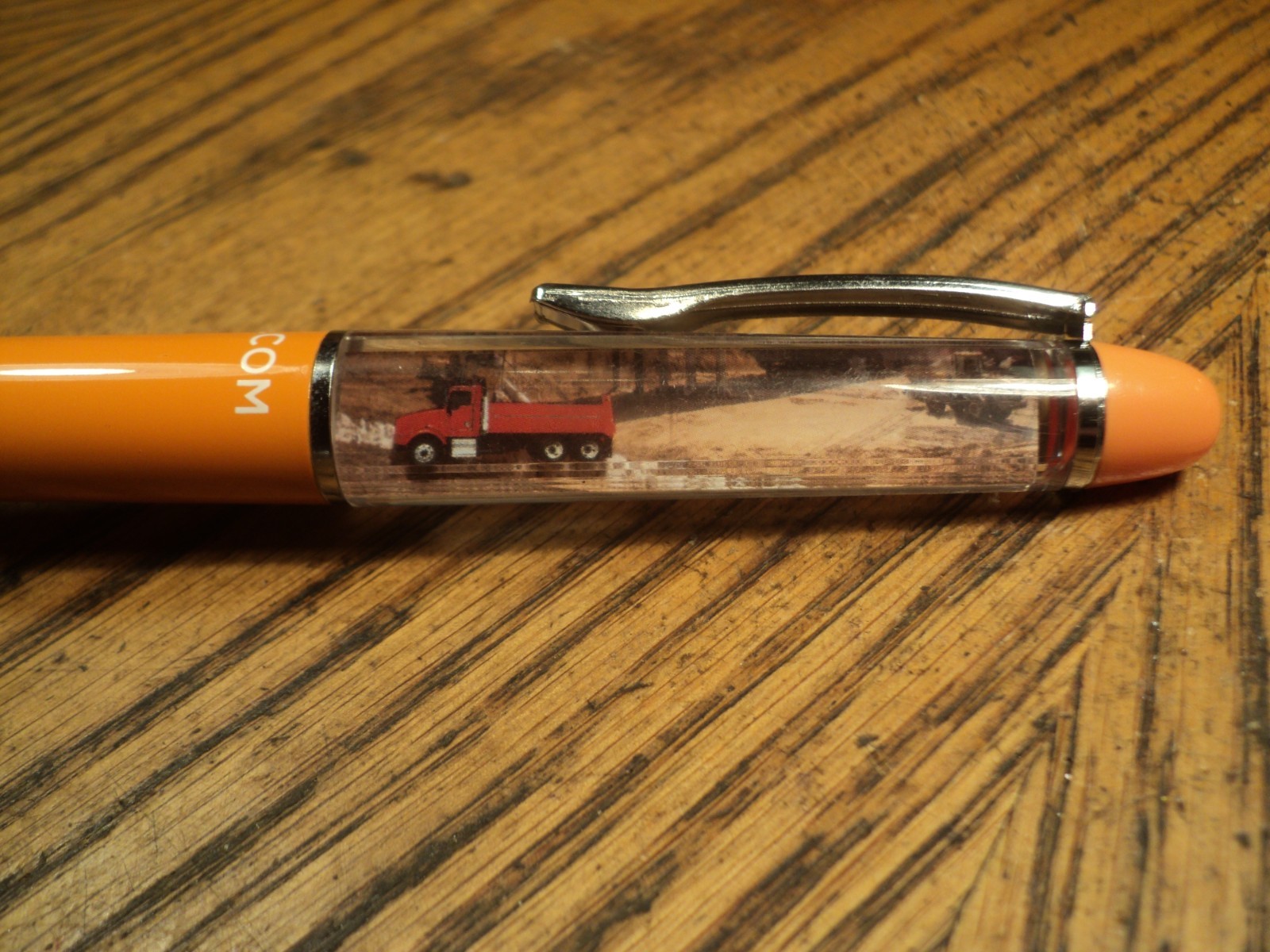 Vintage Flopens Floaty Ballpoint Pen Construction Collection Dump Truck 5-3/4″