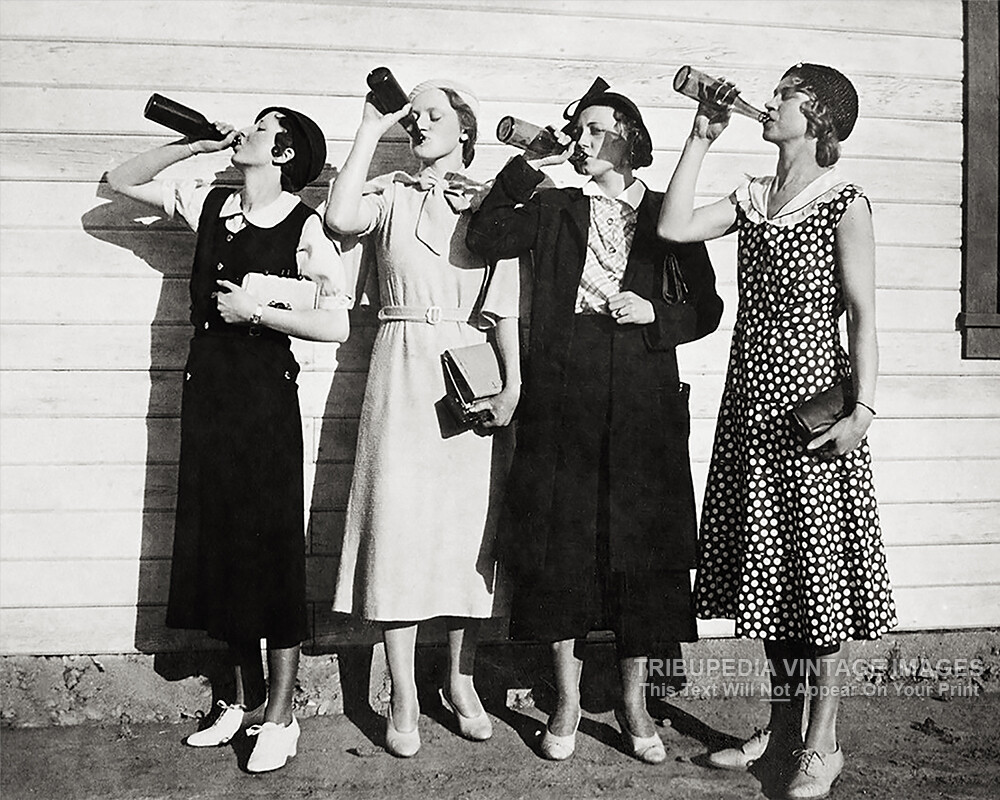 Vintage 1925 Photo 4 Girls Drinking Beer – Prohibition Era Roaring 20s Flappers
