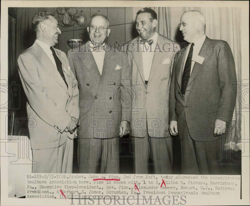 1951 Press Photo Gov. Fine poses with Pennsylvania Realtors Assn. members, York