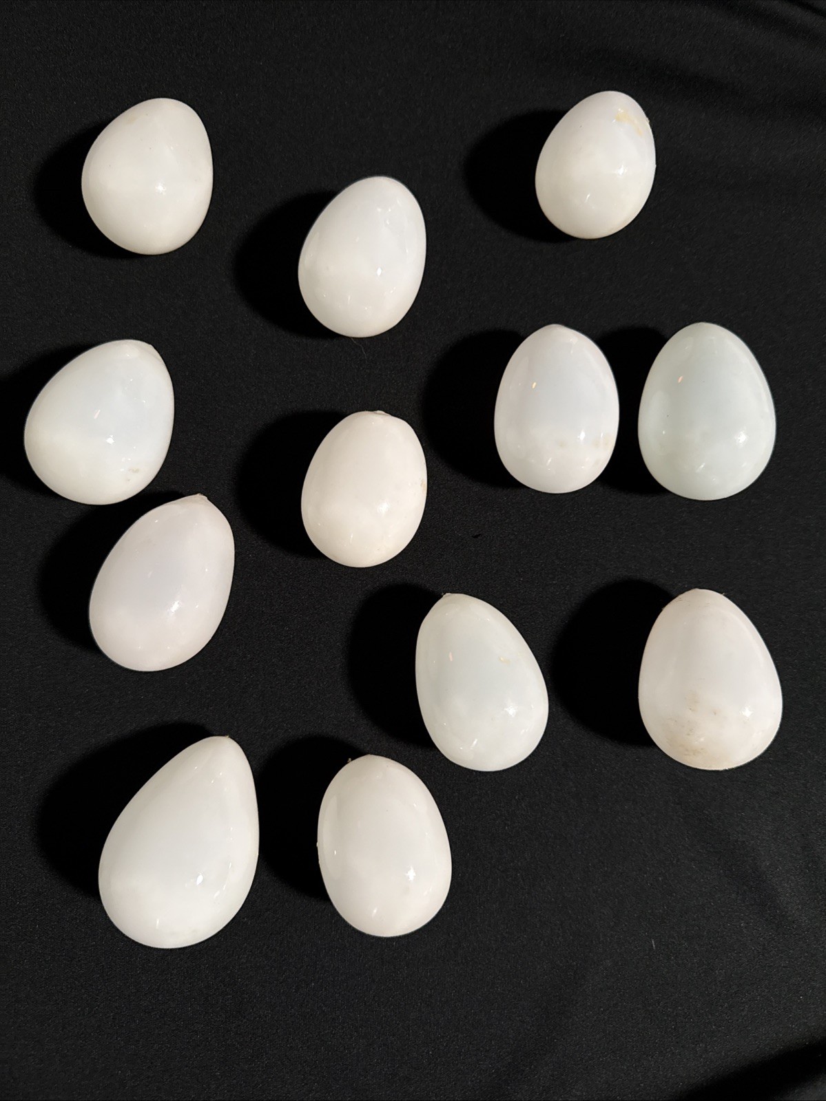 12 VINTAGE VICTORIAN HAND BLOWN MILK GLASS EGGS Nesting Eggs Laying Hens