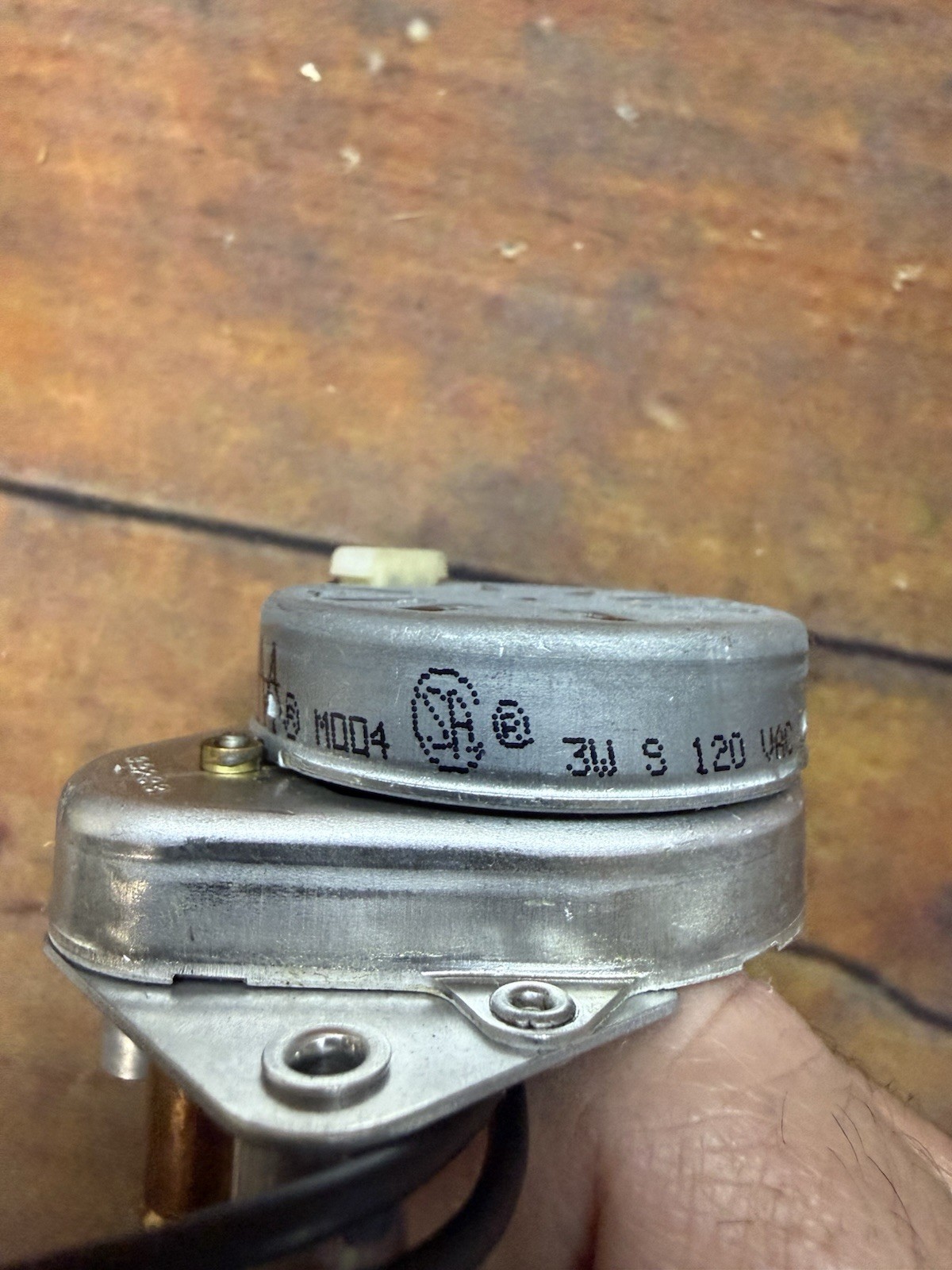 NOS Telechron P1492 Replacement Motor 1RPM 110V 60Hz Clock Timer Motor NEW
