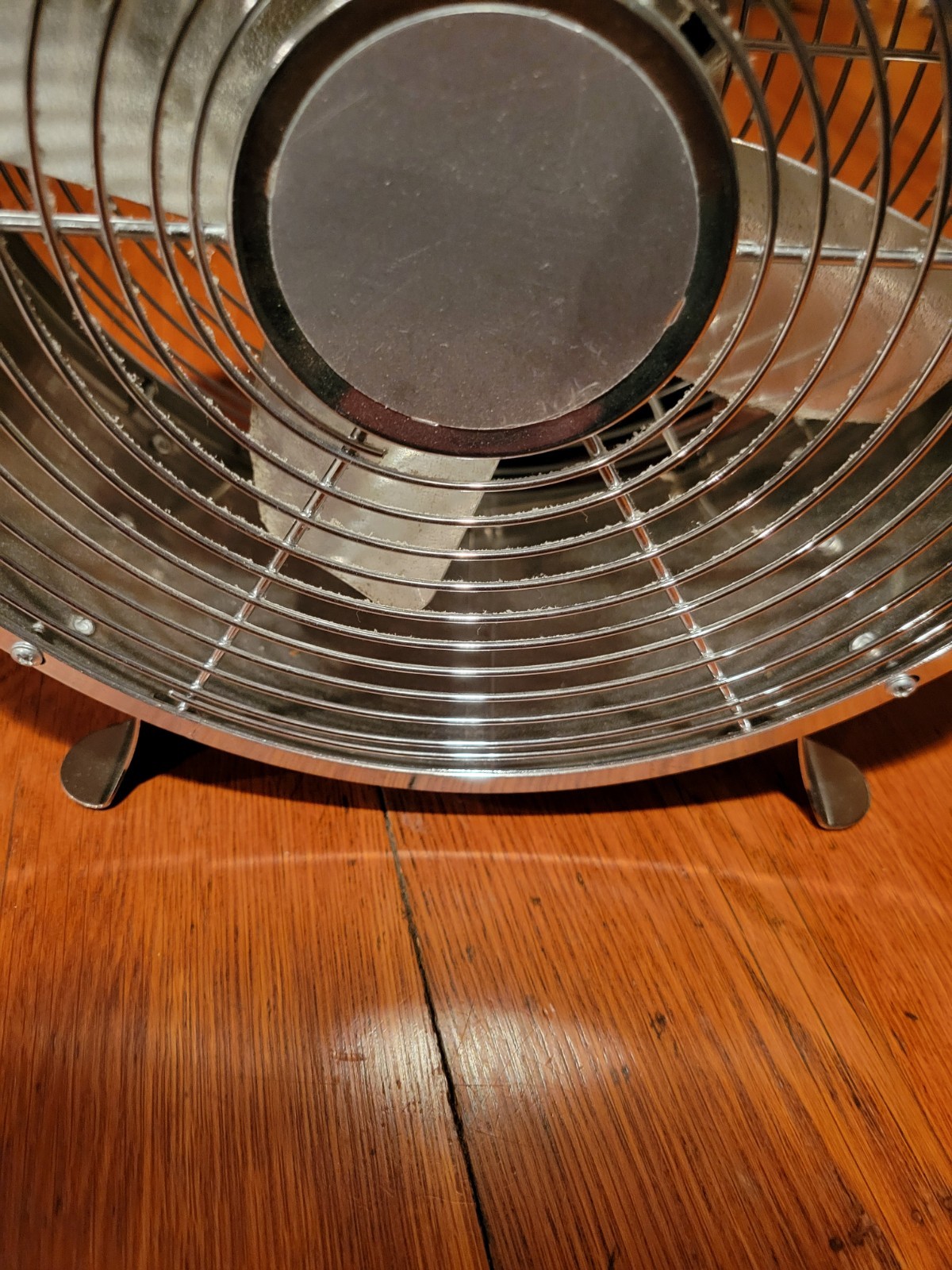Intertek – Used Electric Fan FE-20 Model 120V 60Hz 25W Silver (Tested & Working)