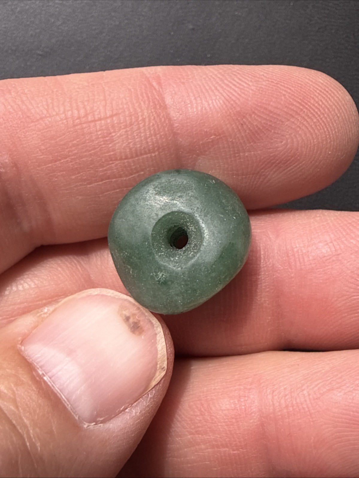 Pre Columbian Light Green Jade Bead From Belize.Inca ,Aztec ,Chimu. Q1567
