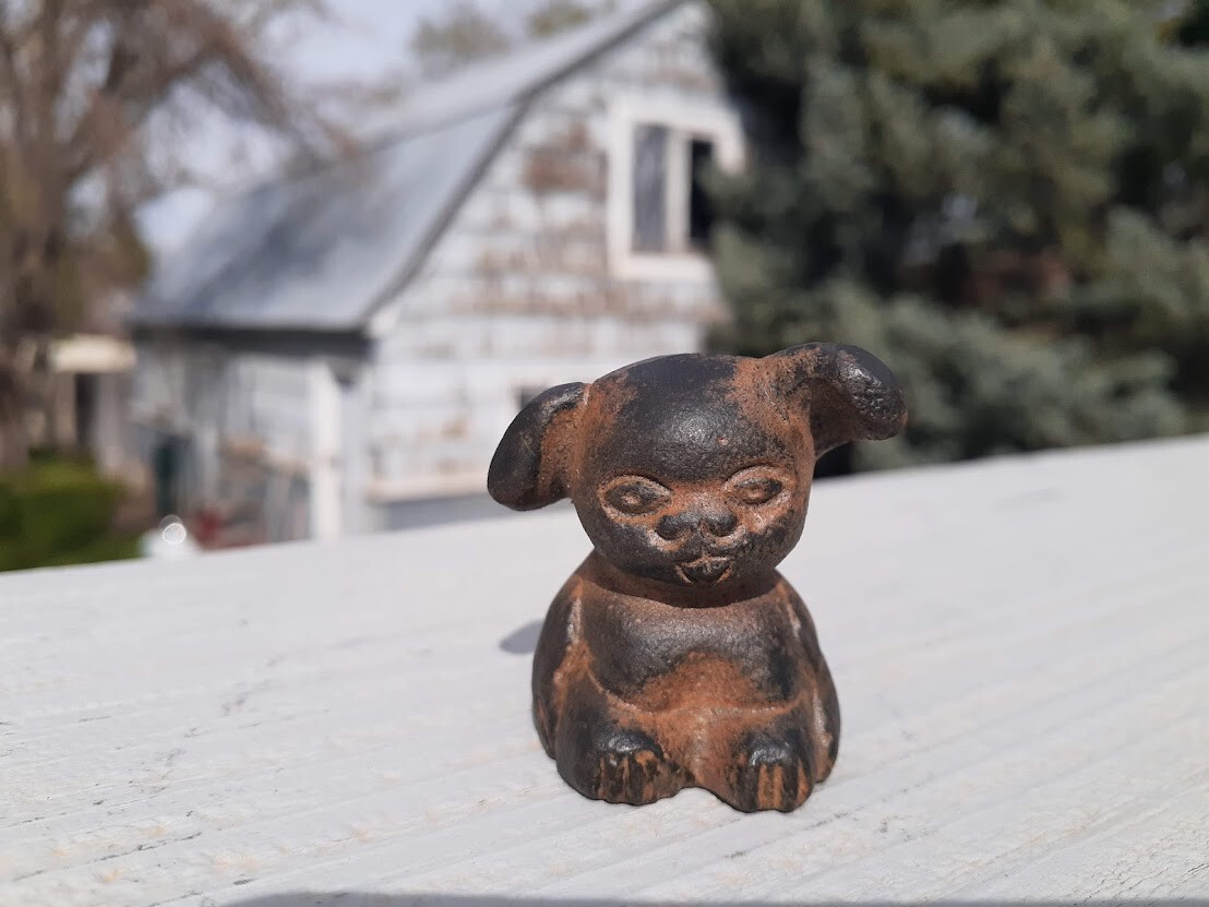 EMBOSSED GRISWOLD “PUP” PUPPY DOG CAST IRON PAPERWEIGHT NOVELTY ADVERTISING
