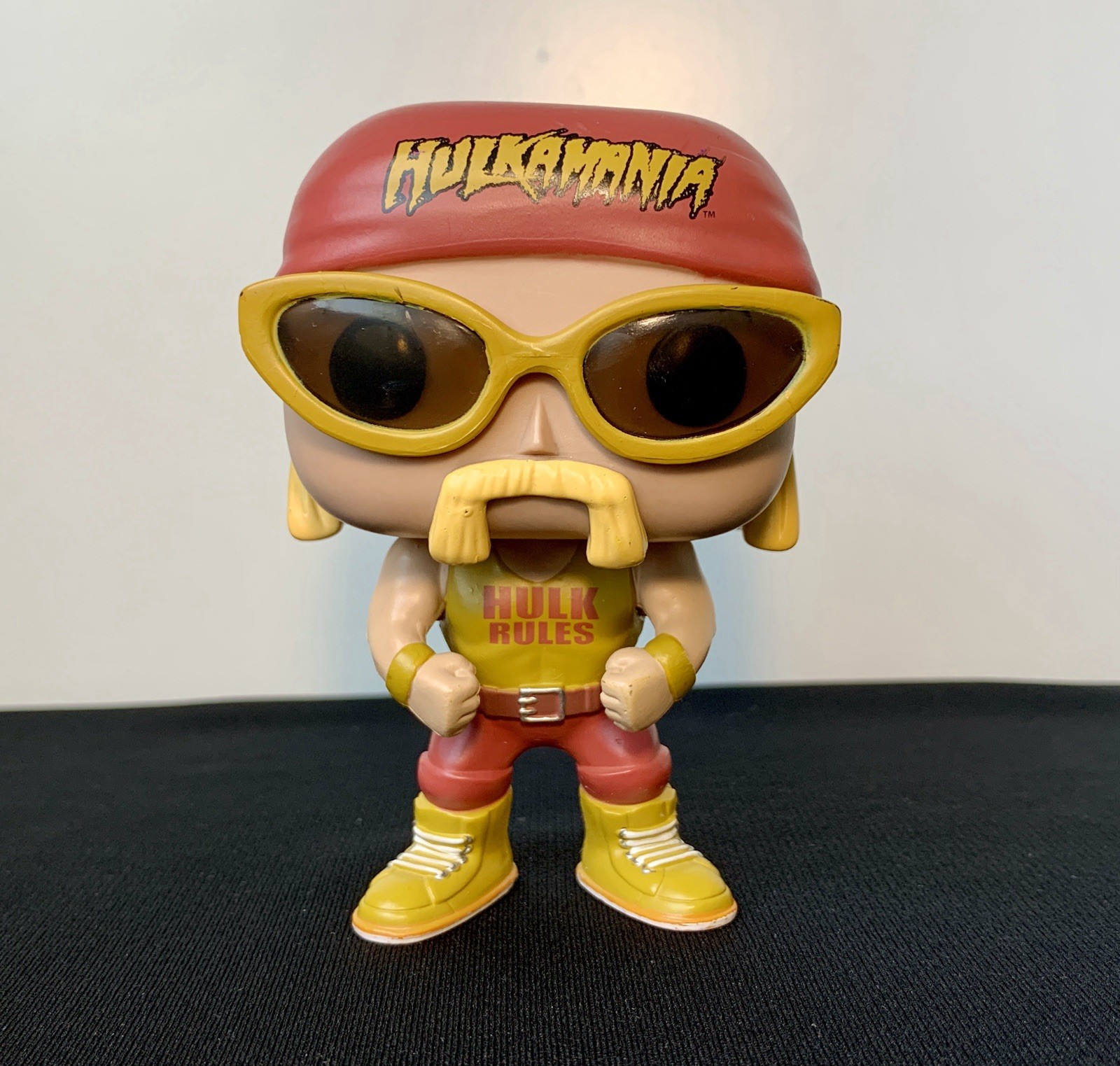 Funko Pop! Rare WWE Hulk Hogan Yellow Shirt #11 *LOOSE* Figure Exclusive Vaulted