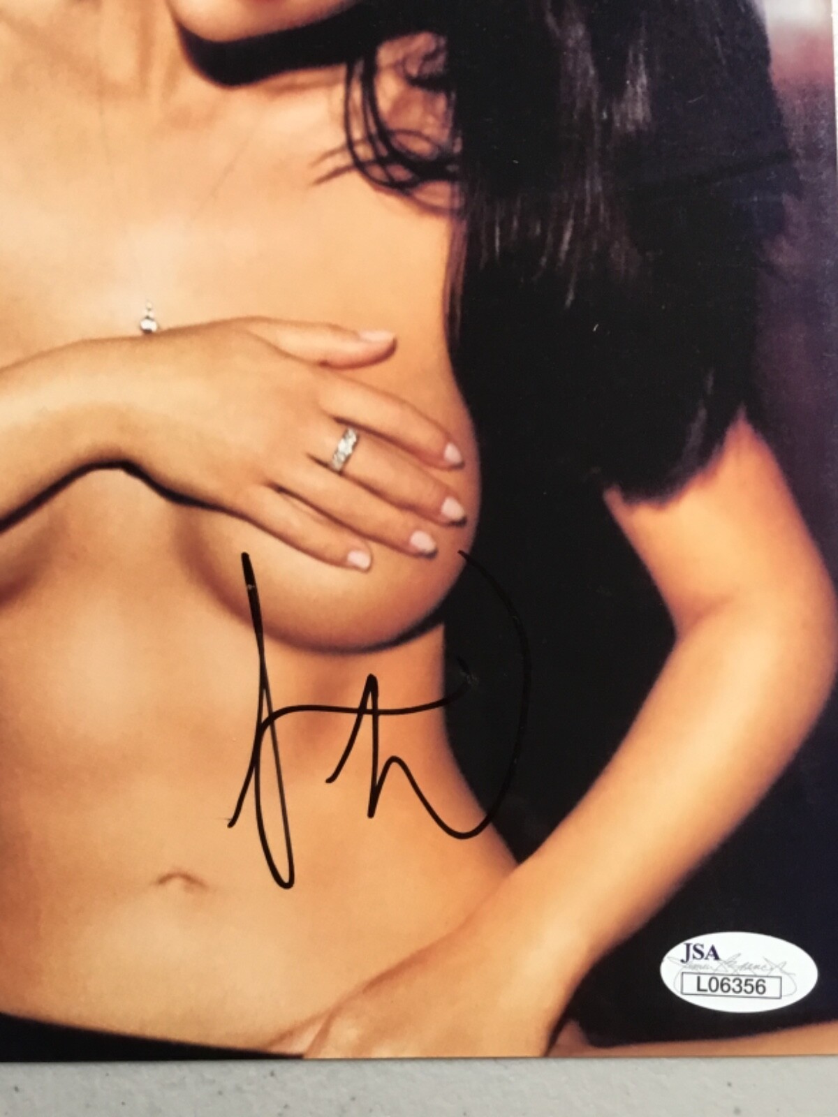 Hot & Sexy Susan Ward Signed 8X10 Color Photo – JSA (James Spence) COA