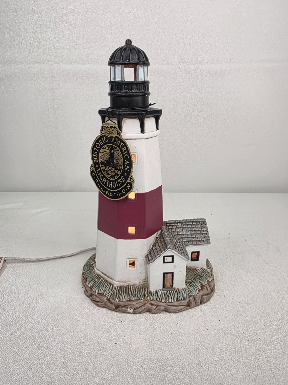 1993 Geo Z Lefton Vintage Montauk Lighthouse Hand painted #00884