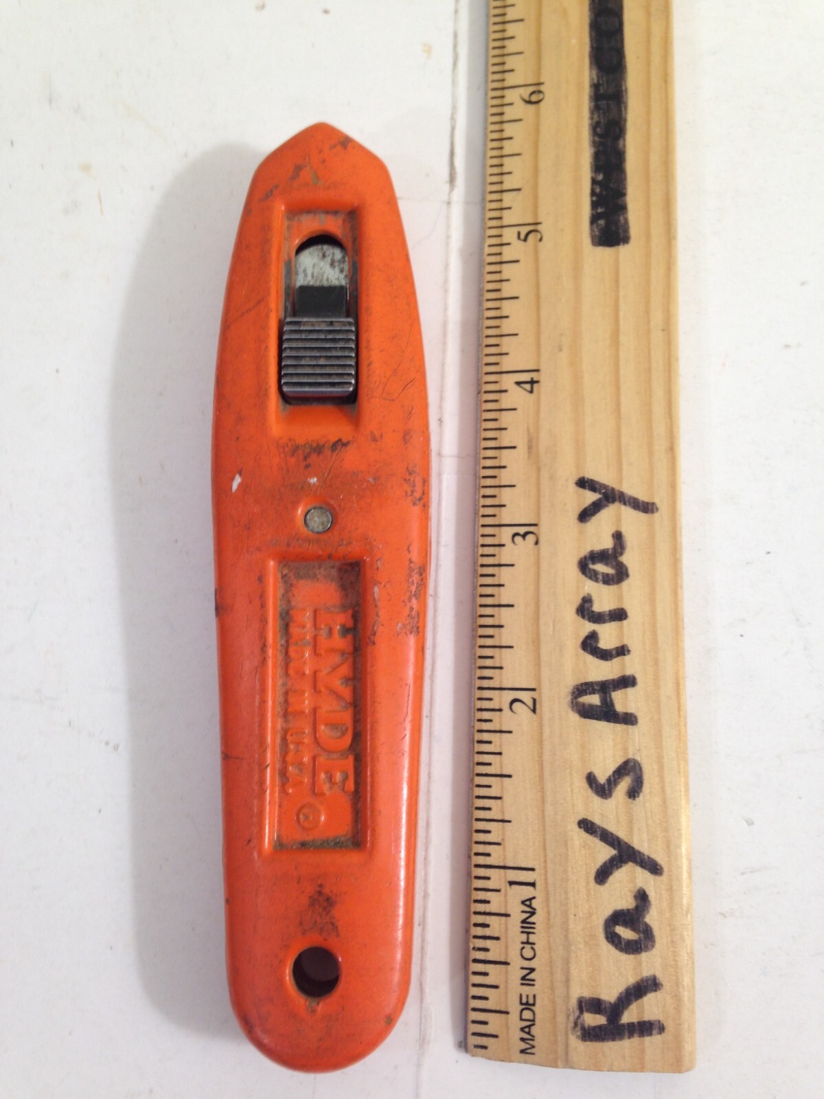 AMBIDEXTROUS HYDE UTILITY KNIFE ORANGE SPRING RETRACTABLE PAT 4139939 & 5012581