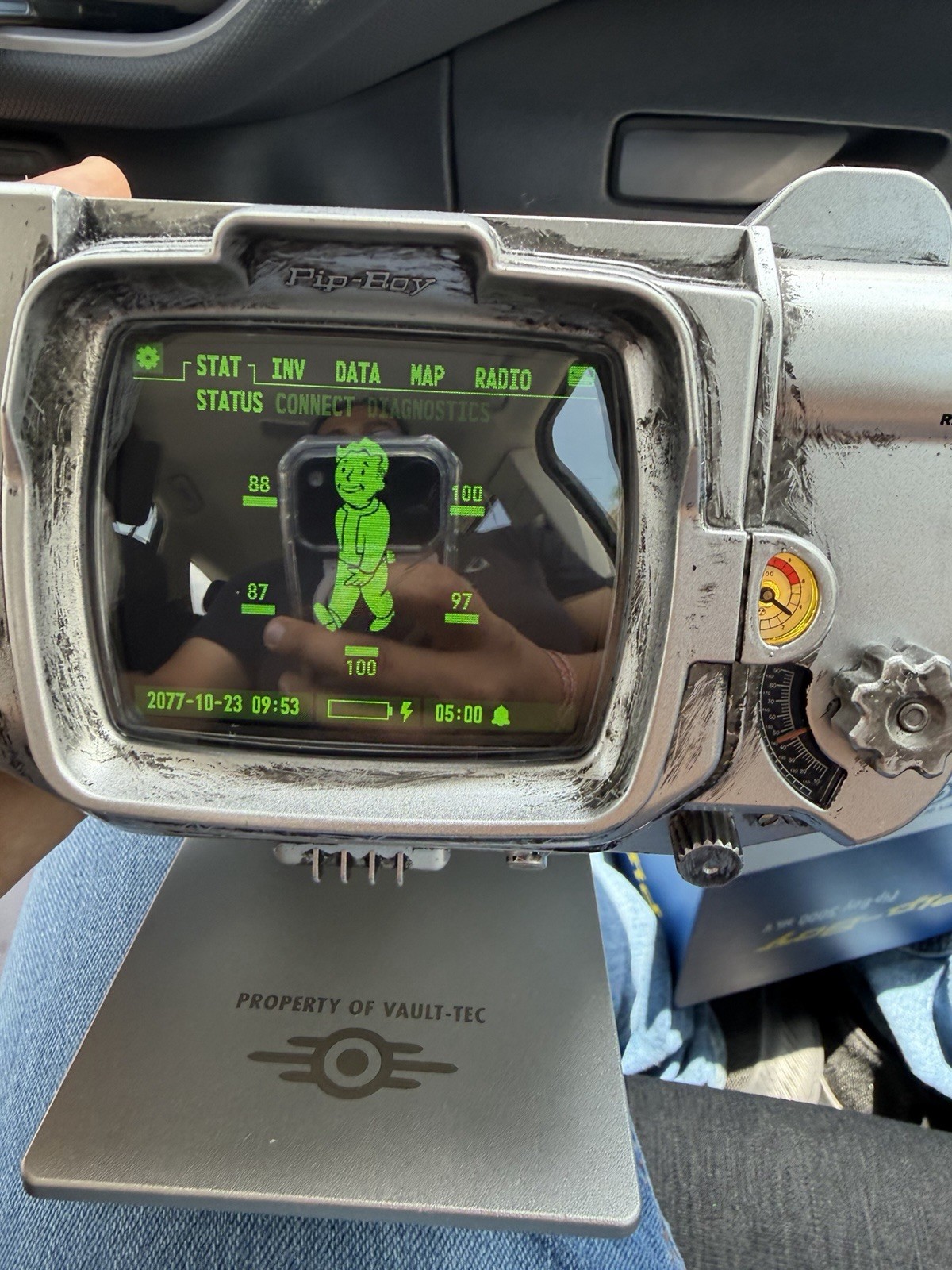 Vault-Tec Fallout Pip-Boy 3000 Mk V Replica with Display Stand