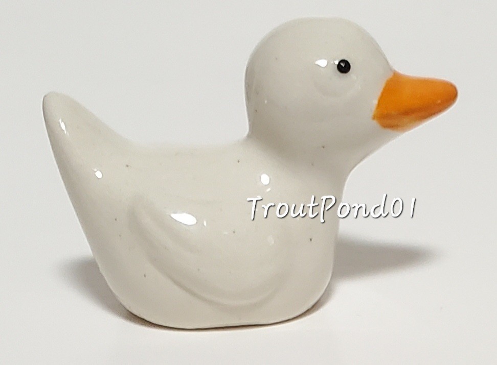 Wade Whimsies Duck Duckling White 2014 Collector LE/125 Porcelain Figurine