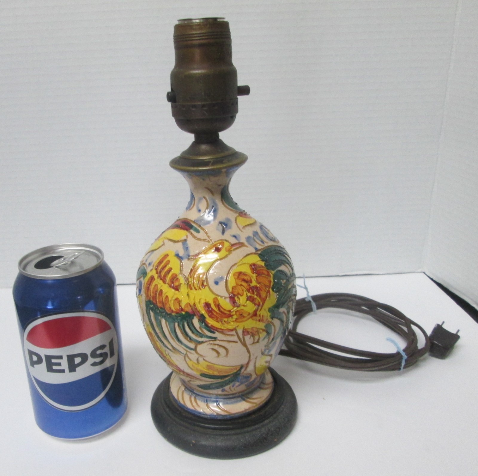 Vintage Italian Majolica Art Pottery Table Lamp w/Rooster, Eagle-Works