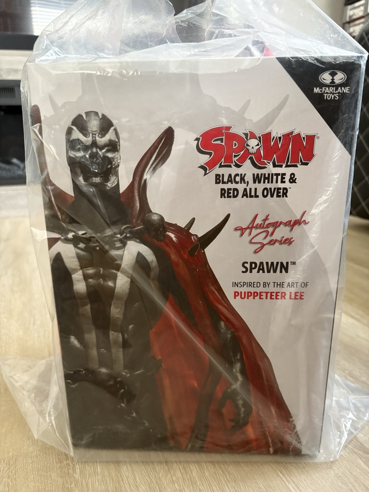 Spawn by Puppeteer Lee Black White and Red All Over 1:10 Scale Resin Statue