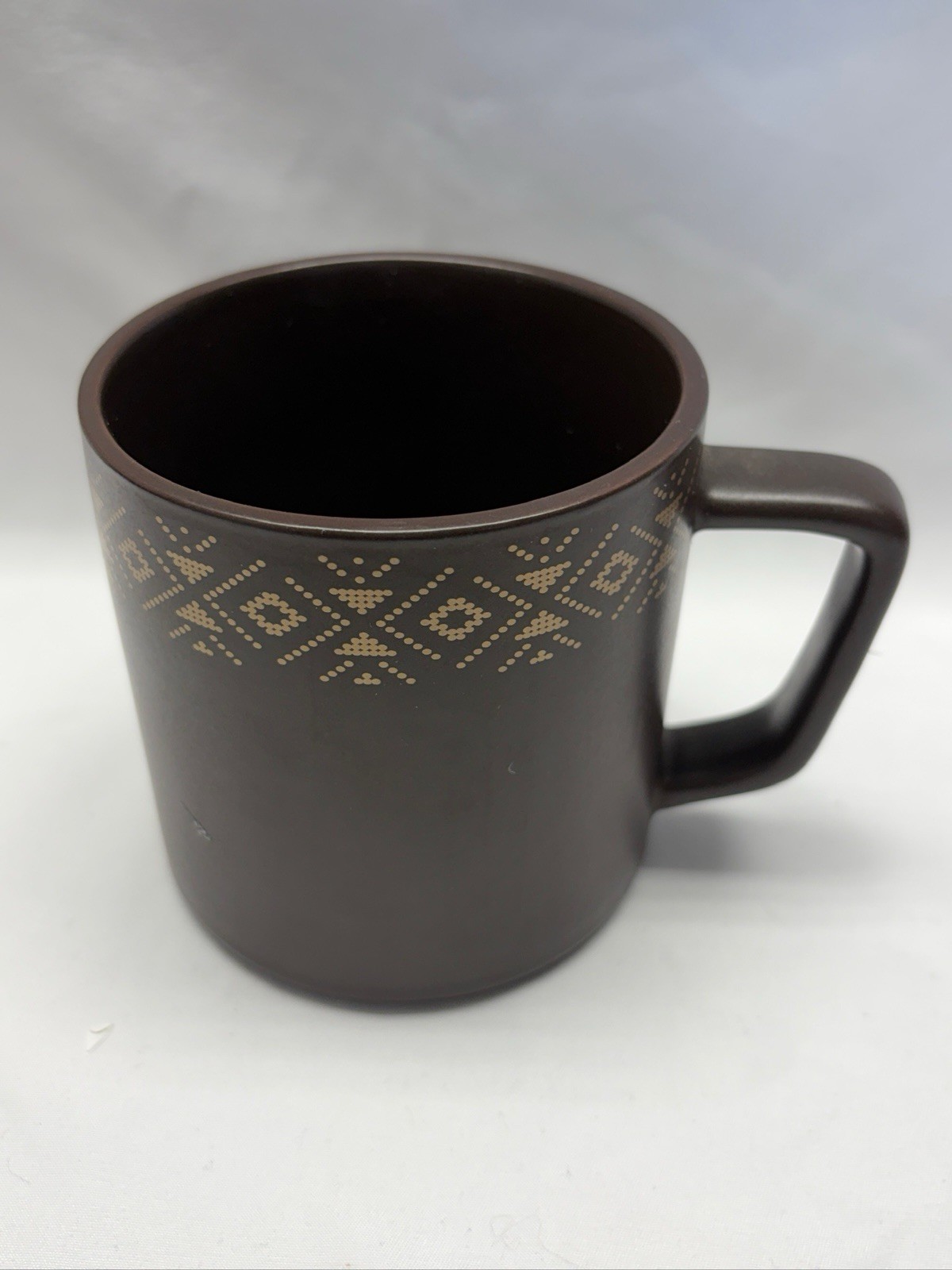 Peet’s Coffee Tea Mug Cup 11 Oz Brown Aztec Diamonds Gold #3051-289