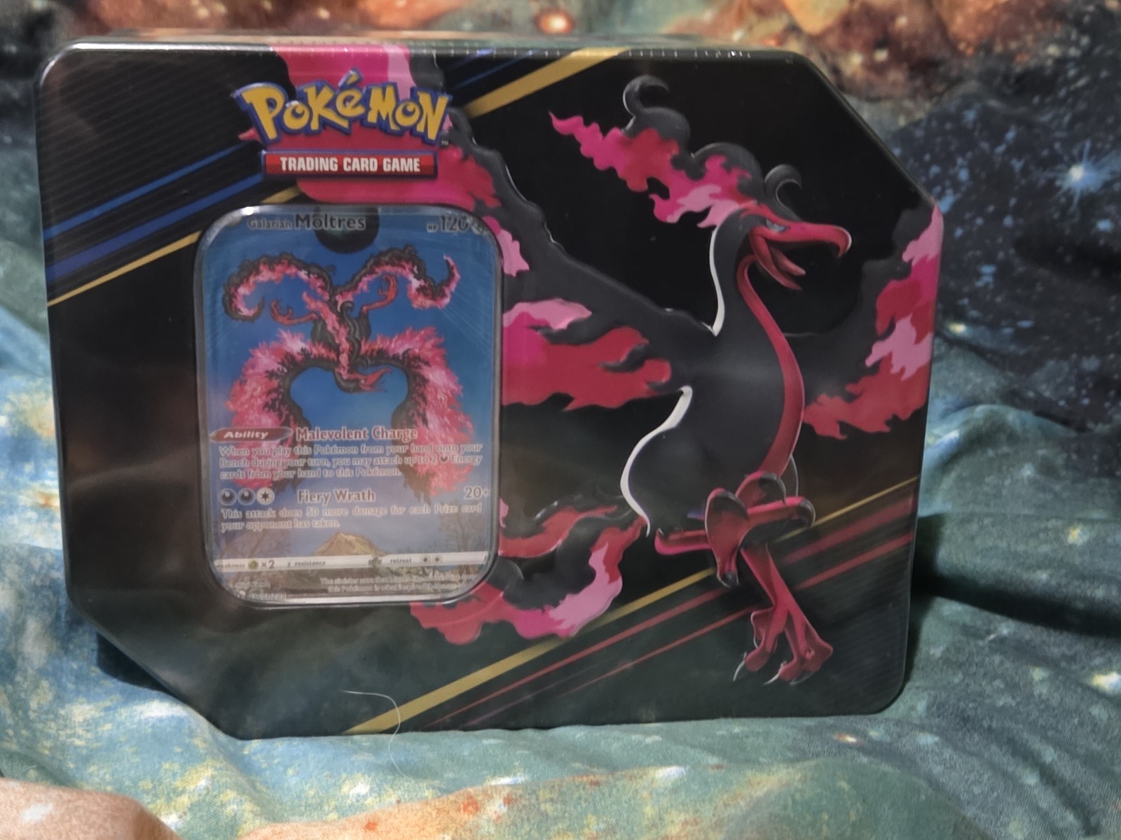 Crown Zenith: Galarian Moltres Tin