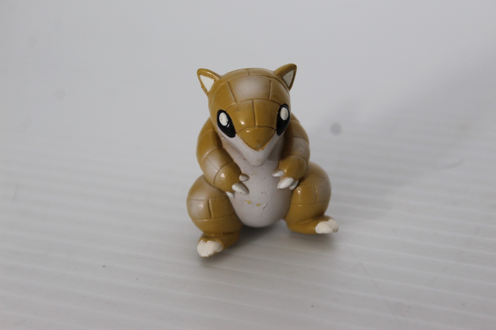 Vintage 1999 TOMY Sandshrew Pokemon Mini Figure CGTSJ Nintendo Authentic