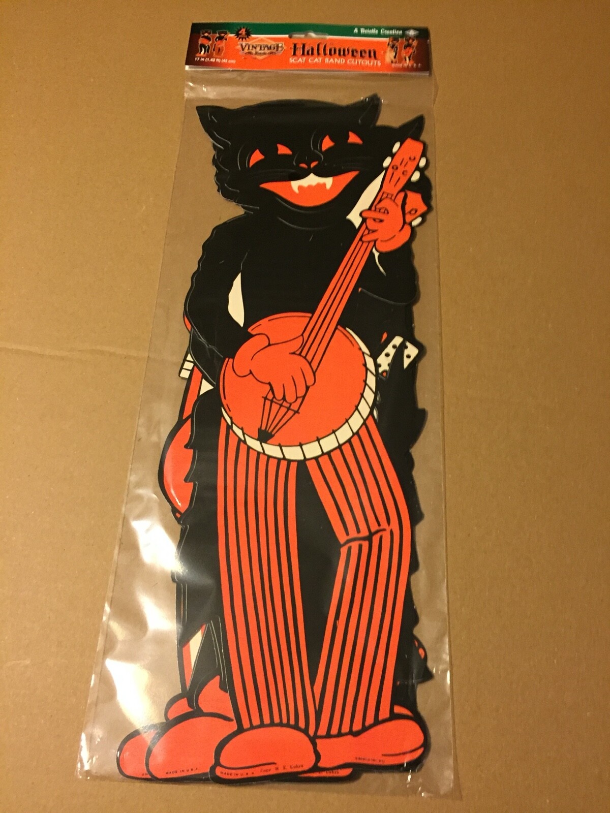 BEISTLE RETRO HALLOWEEN SCAT CAT CUTOUTS 4 CT 17″ 1941, 2012