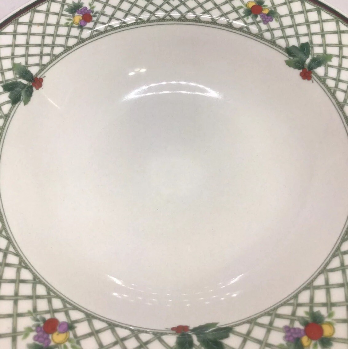 Mikasa Heritage Christmas Story Rimmed Fruit Dessert Bowls 7 1/8 Inch Set Of 3