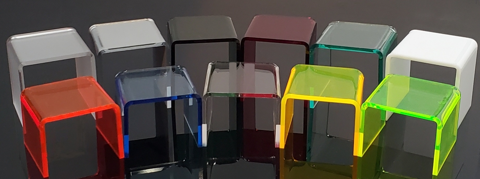 T’z Tagz 9x4x4 Multi-Color Single Unit Acrylic Home Decor or Showcase Riser