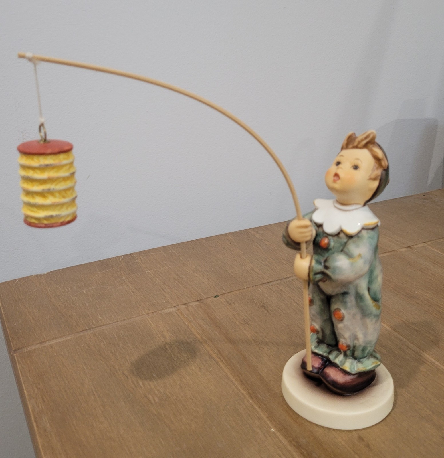 Hummel HUM 616 Parade Of Lights Lantern Figurine First Issue Germany With Box
