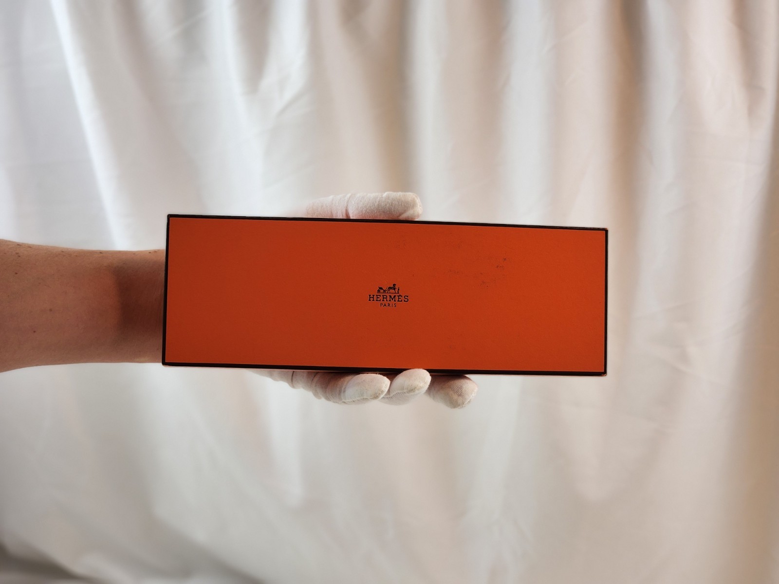 Authentic Hermès HERMES Box Empty Orange Container Gift For Apple Watch Belt
