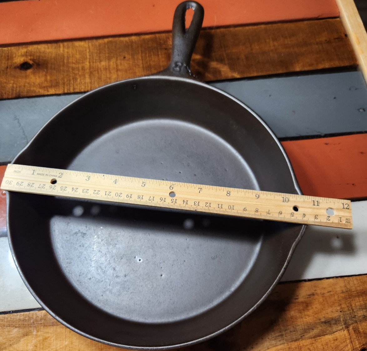 Cast Iron Frying Pan Long Handle 10 1/2Inch , GATE MARKED #8