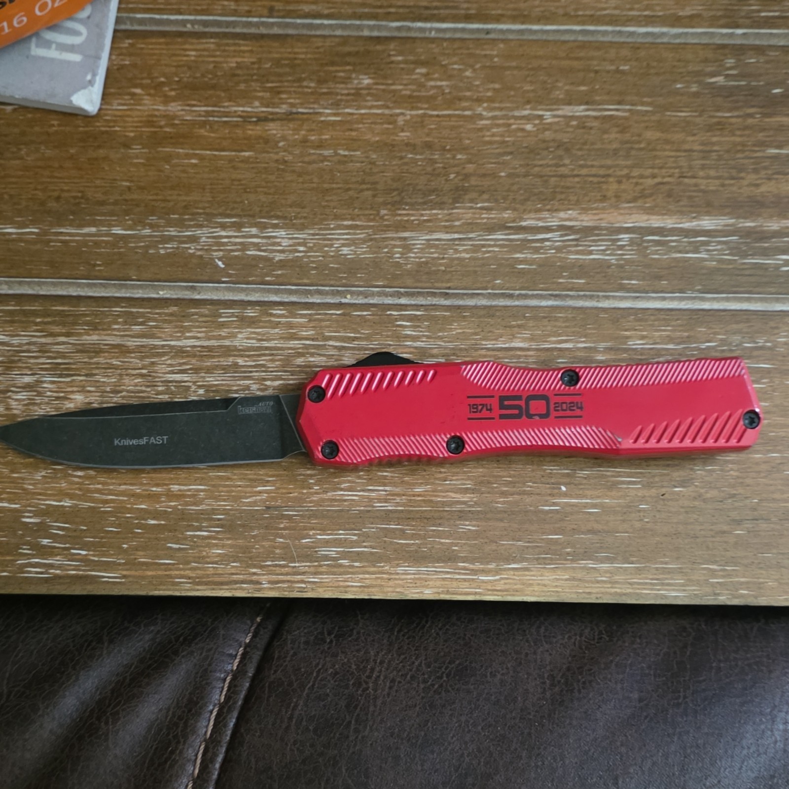 Kershaw KnivesFAST 50th Anniversary 2024 OTF Style Button Lock Red/Black