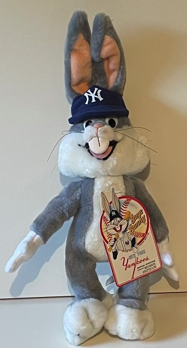 Vintage 1991 Bugs Bunny 15″ MLB New York Yankees Plush w/ Tag