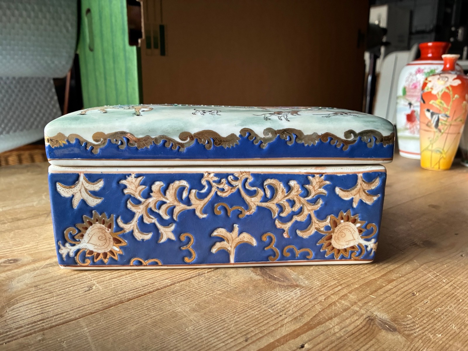 Vintage Chinese Rectangular Hand Painted Porcelain Dresser Trinket Box