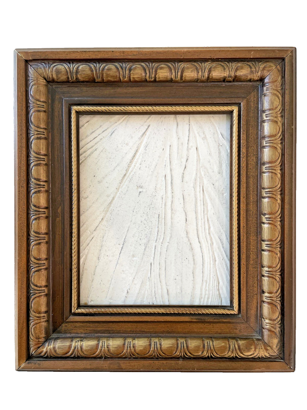 Vintage Wood Wooden Gold Highlight Picture Art Frame 13×15 Holds 7.5×9.5″