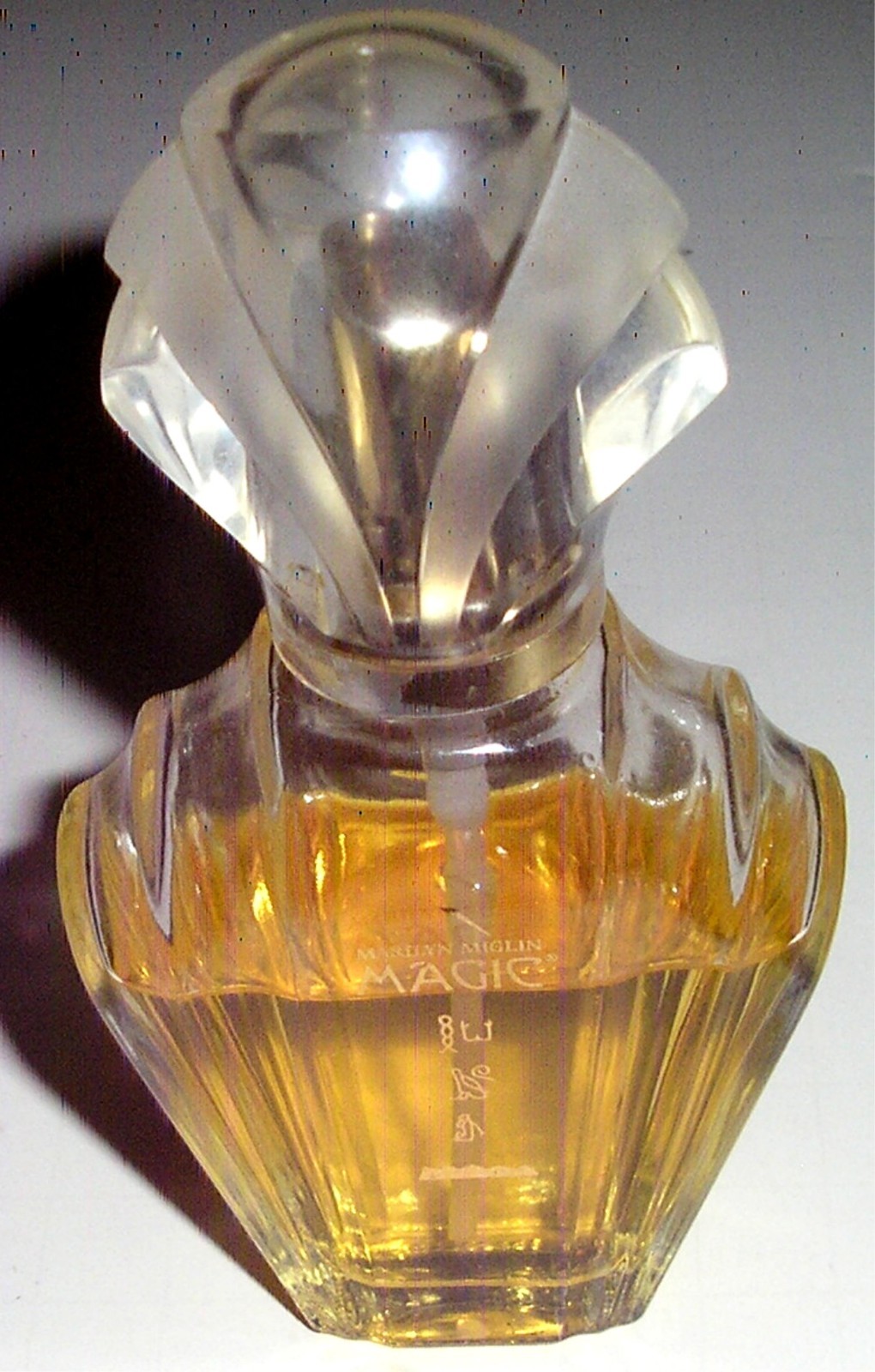 Marilyn Miglin Magic Eau de Parfum Spray 1.7 oz / 50 ml