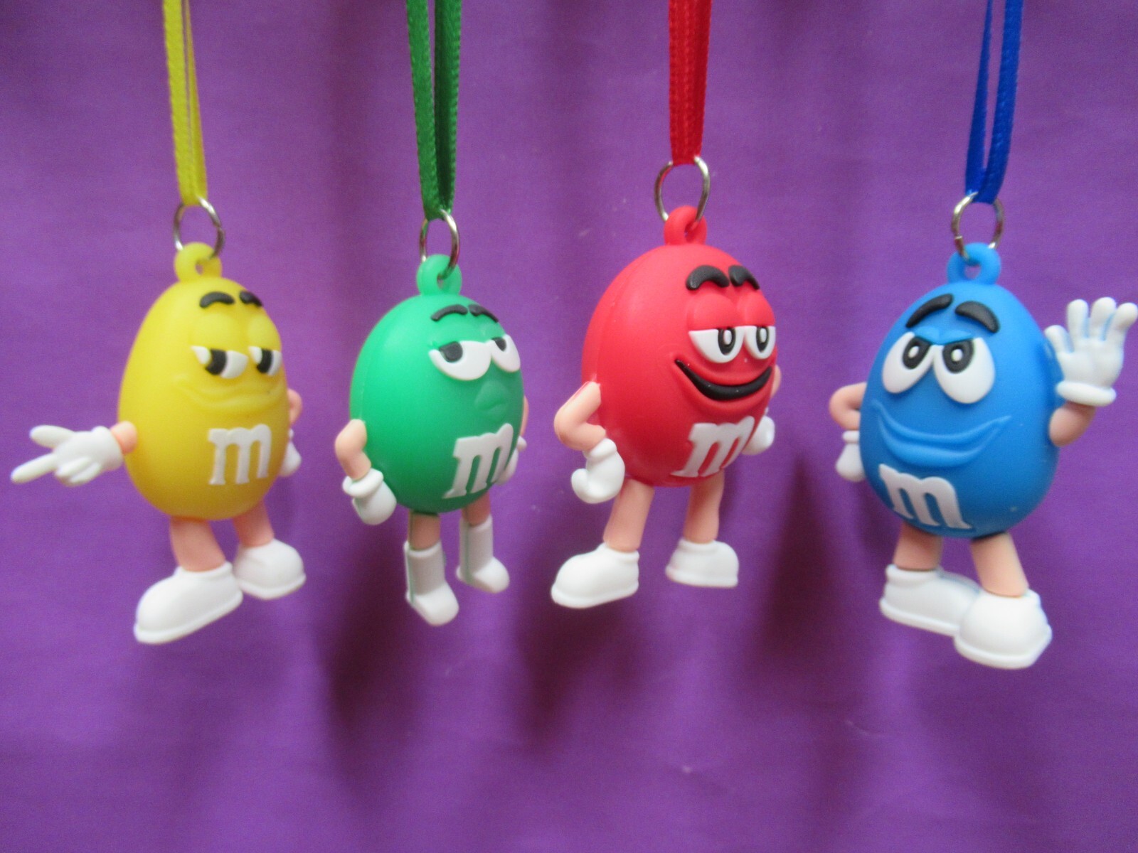 M&M Mars Red Green Yellow Blue 4 pc Vinyl HOLIDAY CHRISTMAS TREE ORNAMENTS