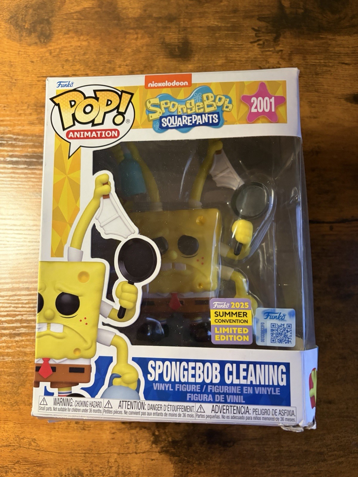 Funko Pop SpongeBob Squarepants Cleaning 2025 SDCC #2001 NOT MINT