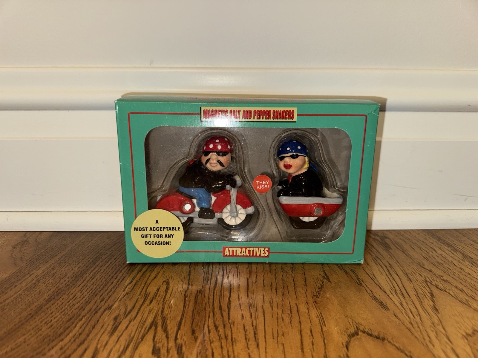 Pacific Giftware Attractives Motorcycle Magnetic Salt & Pepper Shaker Set NIB