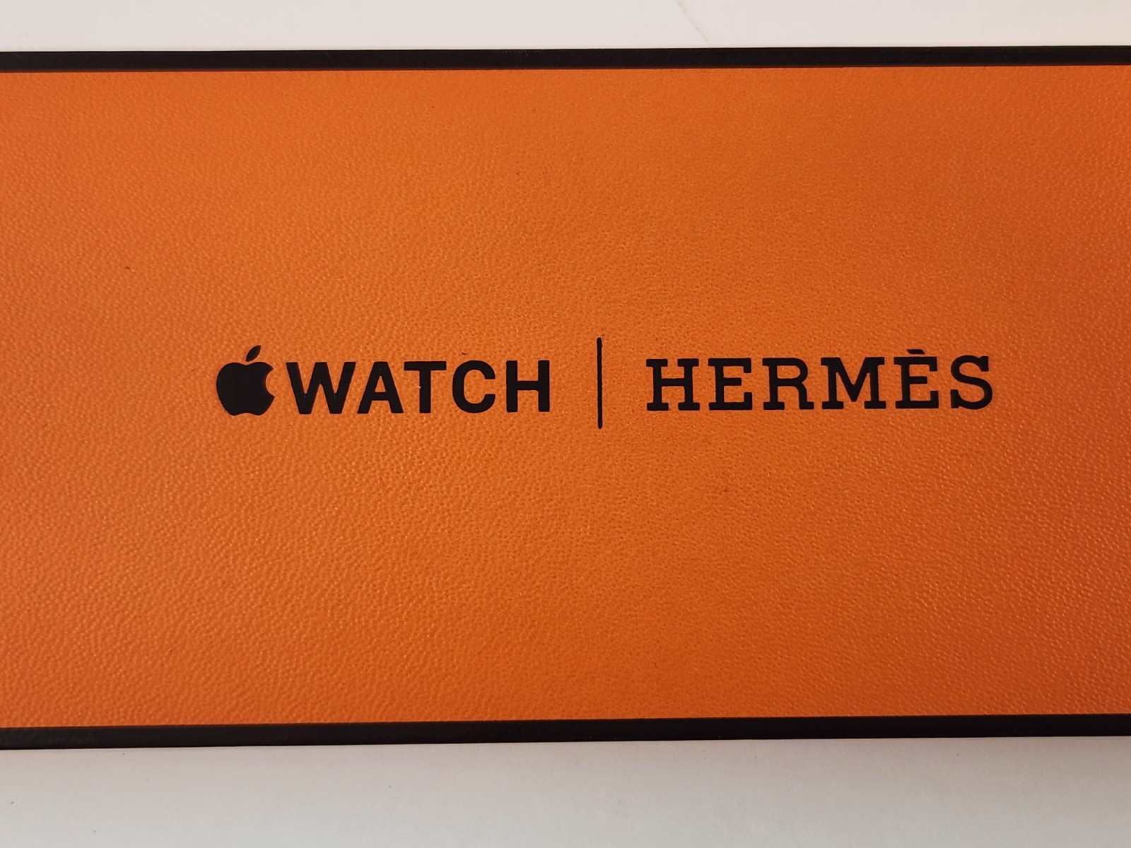 Authentic Hermès HERMES Box Empty Orange Container Gift For Apple Watch Belt