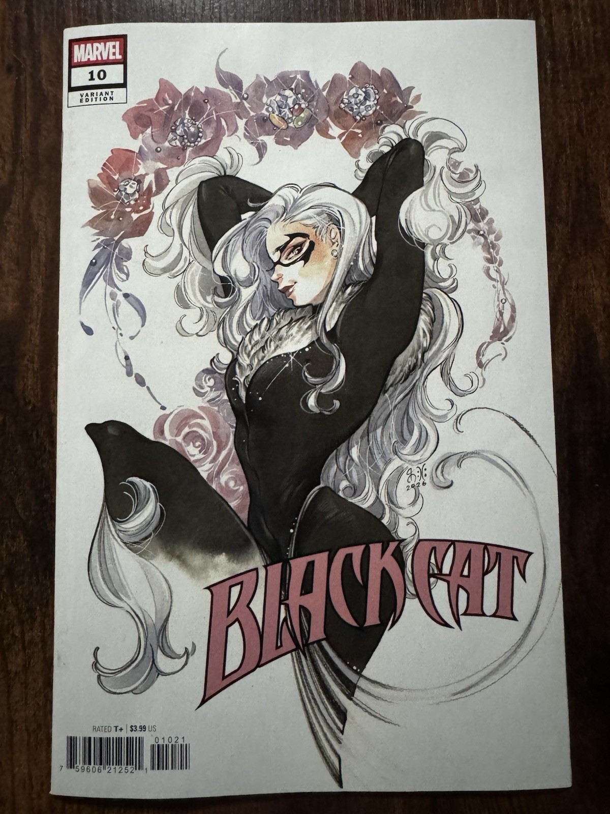 BLACK CAT #10 MOMOKO VARIANT FIRST PRINT MARVEL COMICS (2026) MARY JANE VENOM