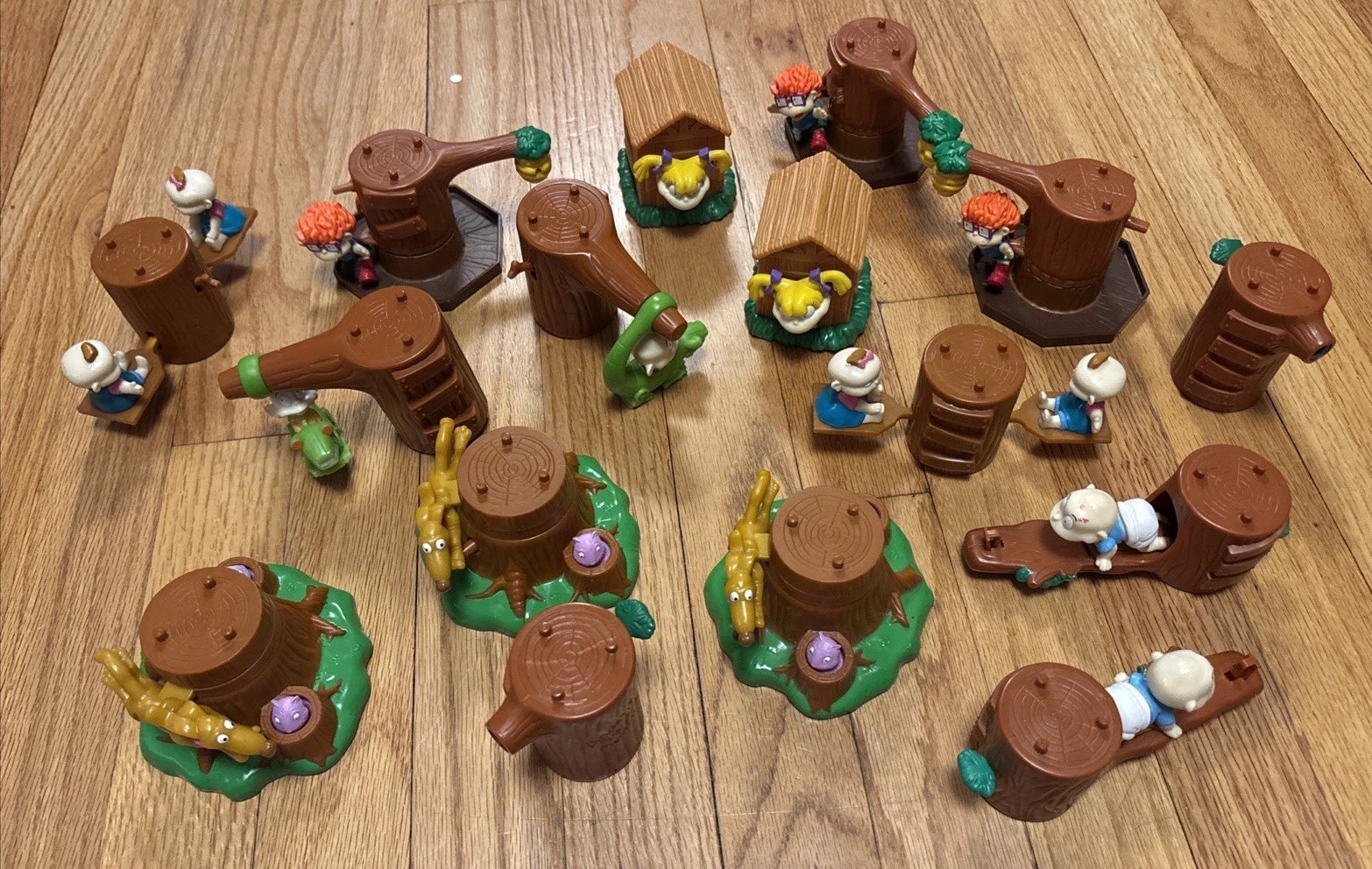 Rugrats Towering Treehouse 2000 Burger King Kids Meal Toy Lot Replacement Pieces