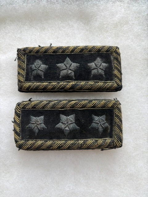 Indian War Lieutenant General’s Shoulder Straps
