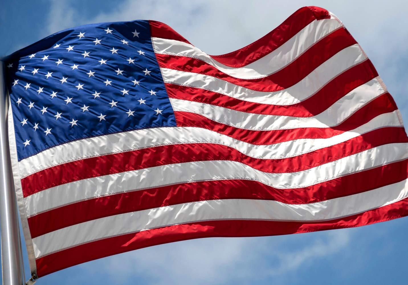 VIPPER American Flag 3×5 FT Outdoor – USA Heavy duty Nylon US Flags with Embr…