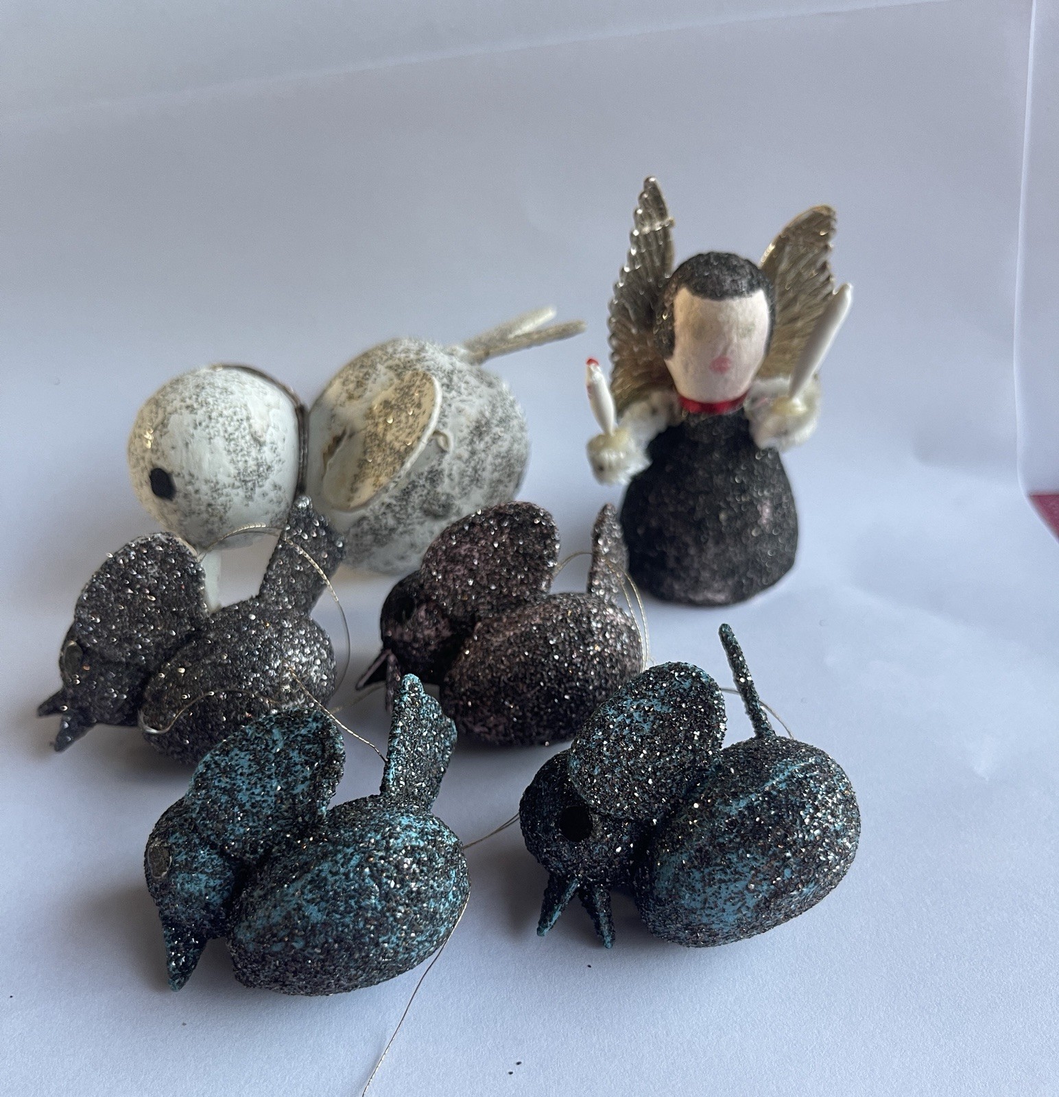 5 Vtg Putz Mica Cardboard Glitter Black Blue Wing Bird Christmas Tree Ornaments
