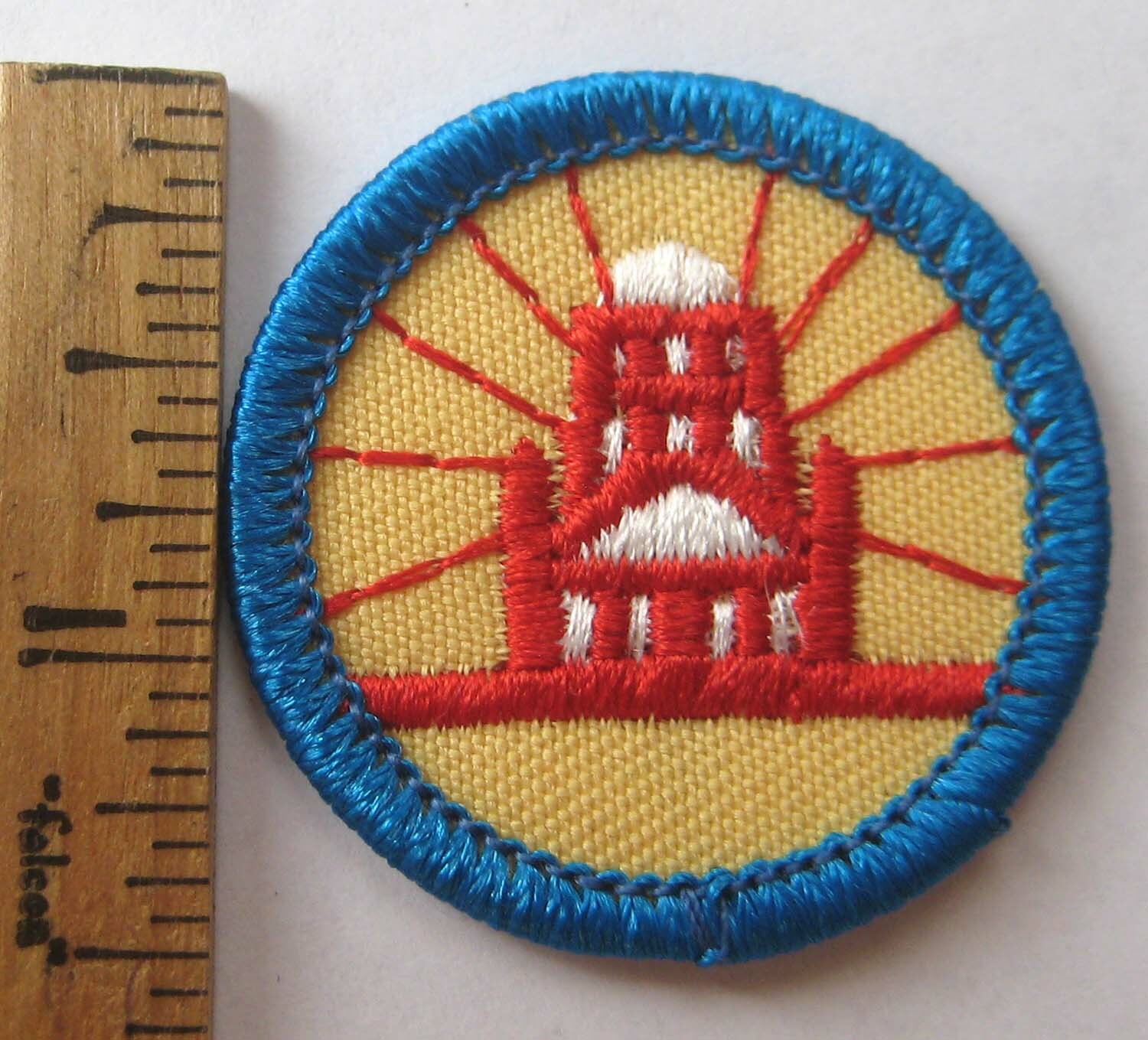 Girl Scout 1980-2001 Junior MY COMMUNITY BADGE Government Public Building Patch