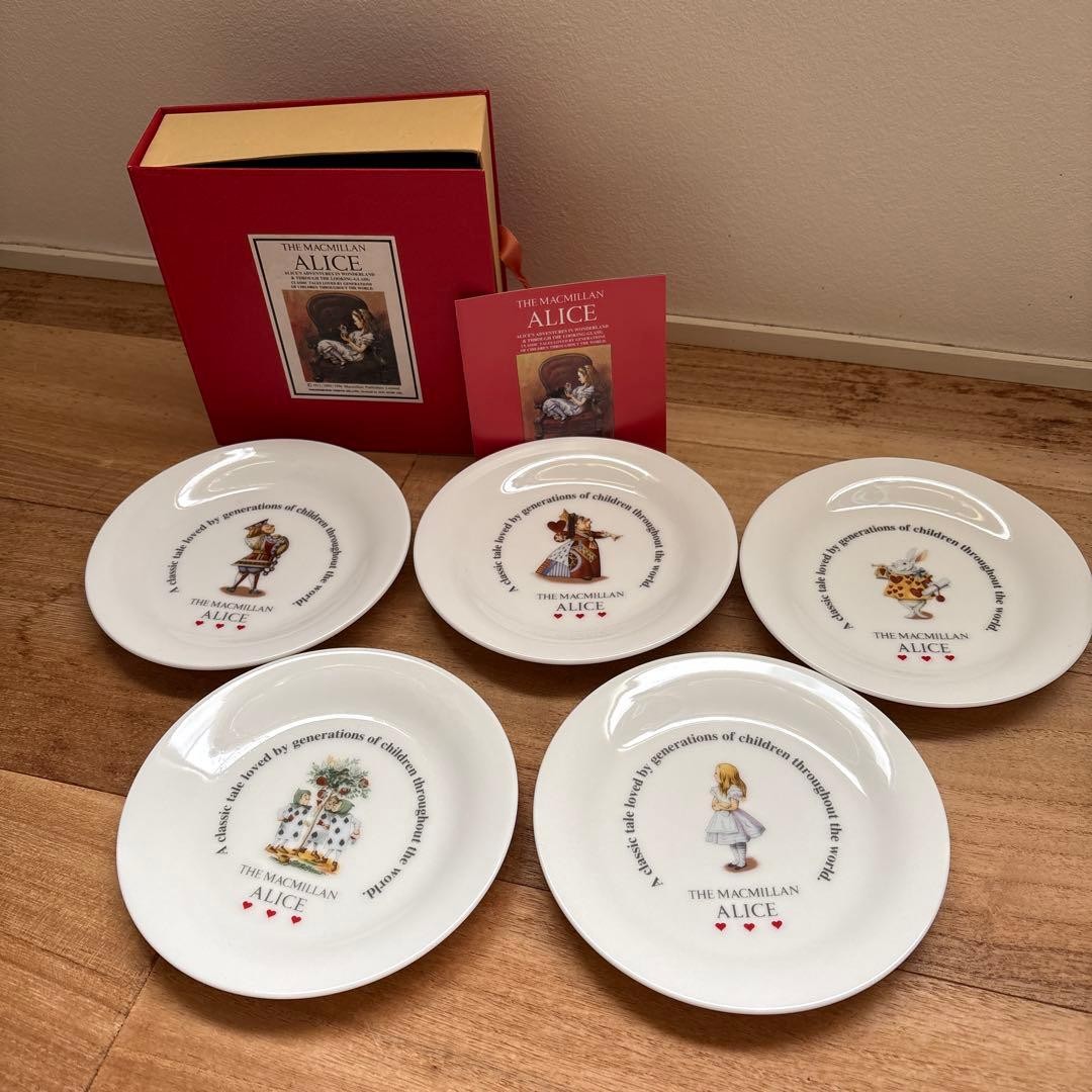 Alice in Wonderland Dessert Plate 5pcs set 5.9″ Ceramic THE MACMILLAN ALICE